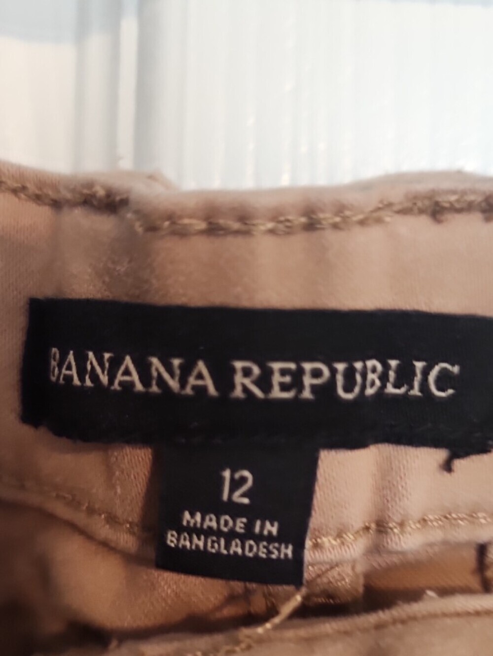 Banana Republic Women's Khaki/Tan Chino Shorts - Picture 2 of 5